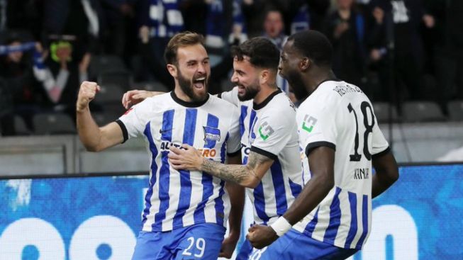 Schalke Mengalahkan Hertha Berlin dengan Skor Tipis